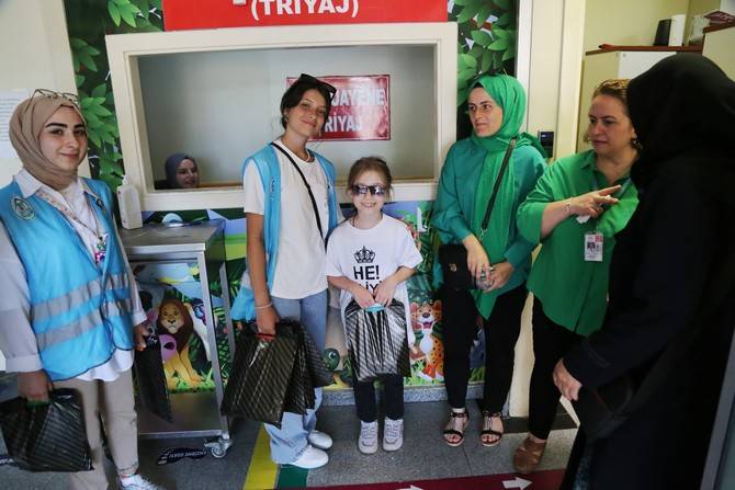 RİBEGEM’den Hasta Çocuklara Moral Ziyareti 21