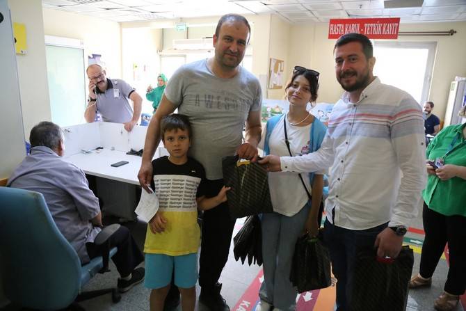 RİBEGEM’den Hasta Çocuklara Moral Ziyareti 5