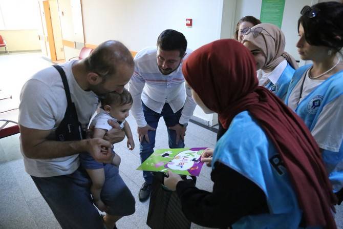 RİBEGEM’den Hasta Çocuklara Moral Ziyareti 7