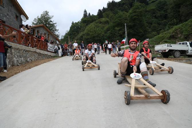 Rize'de 12. Tulum ve Kemençe Festivali gerçekleştirildi 12