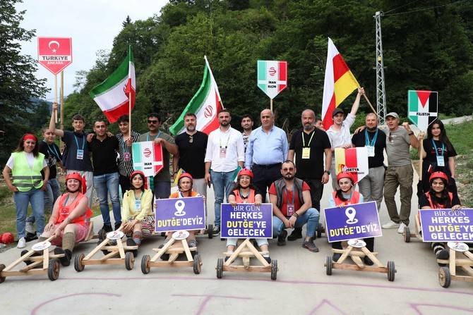 Rize'de 12. Tulum ve Kemençe Festivali gerçekleştirildi 15