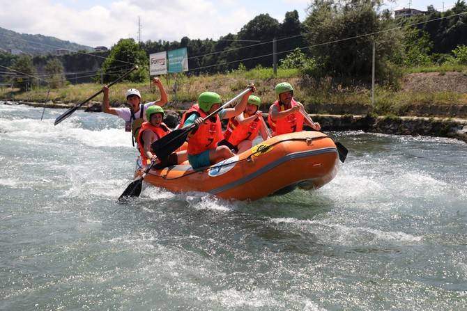 Rize'de 12. Tulum ve Kemençe Festivali gerçekleştirildi 5