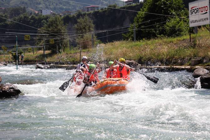 Rize'de 12. Tulum ve Kemençe Festivali gerçekleştirildi 6