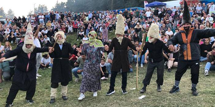 Artvin'de 1400 Rakımlı Yaylada 'gürcü Festivali'