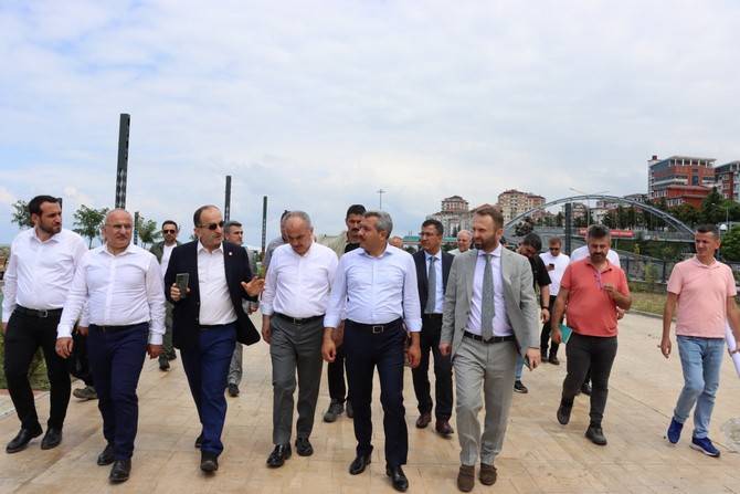 Rize’nin Yeni Valisi İhsan Selim Baydaş Ayağının Tozu İle Yatırımları Yerinde İnceledi 19