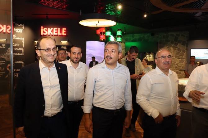 Rize’nin Yeni Valisi İhsan Selim Baydaş Ayağının Tozu İle Yatırımları Yerinde İnceledi 23