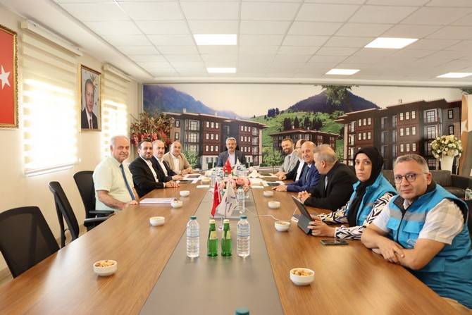 Rize’nin Yeni Valisi İhsan Selim Baydaş Ayağının Tozu İle Yatırımları Yerinde İnceledi 8