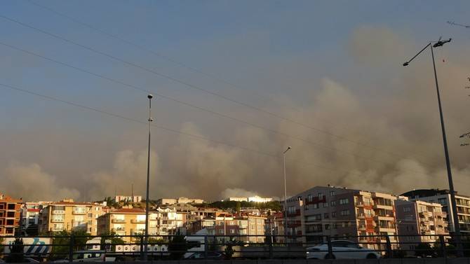Çanakkale'de yangın evlere ulaştı, evler alev alev yanıyor 16