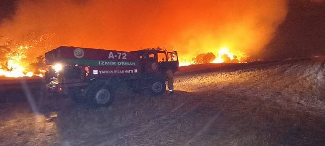 Çanakkale'de yangın evlere ulaştı, evler alev alev yanıyor 40