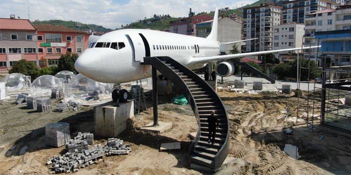 Pistten çıkan uçak pide salonu olmak için gün sayıyor