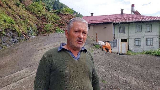 Rize'de şiddetli yağış etkili oldu 9