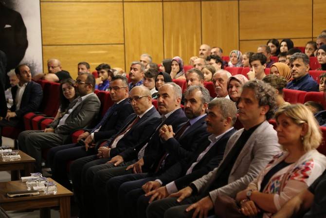 LGS ve YKS'de Rize'den Dereceye Giren Öğrencilere Ödülleri Takdim Edildi 18