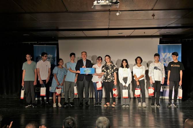 LGS ve YKS'de Rize'den Dereceye Giren Öğrencilere Ödülleri Takdim Edildi 20