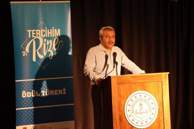 LGS ve YKS'de Rize'den Dereceye Giren Öğrencilere Ödülleri Takdim Edildi 31