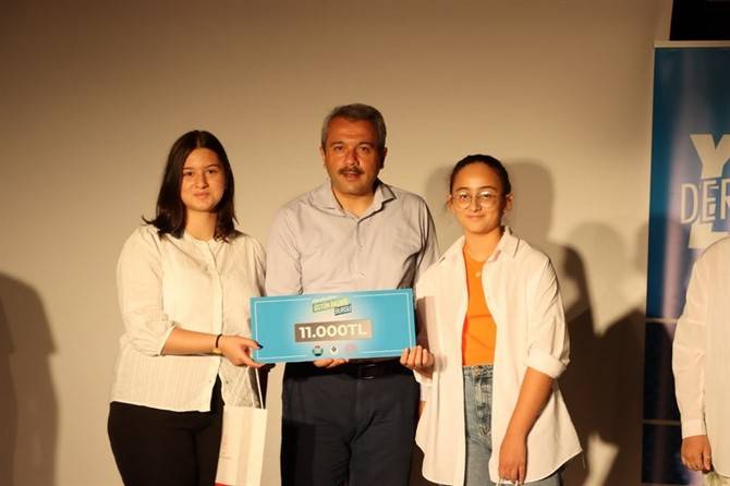 LGS ve YKS'de Rize'den Dereceye Giren Öğrencilere Ödülleri Takdim Edildi 35