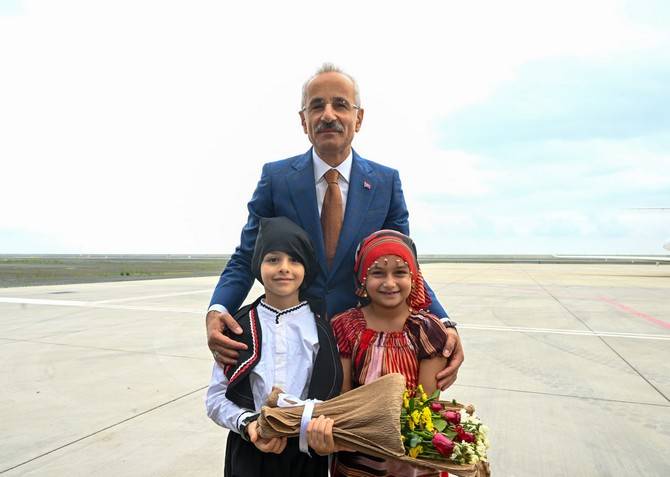 Ulaştırma ve Altyapı Bakanı Abdulkadir Uraloğlu, Rize'de 1