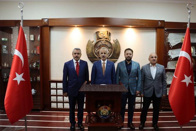 Ulaştırma ve Altyapı Bakanı Abdulkadir Uraloğlu, Rize'de 9