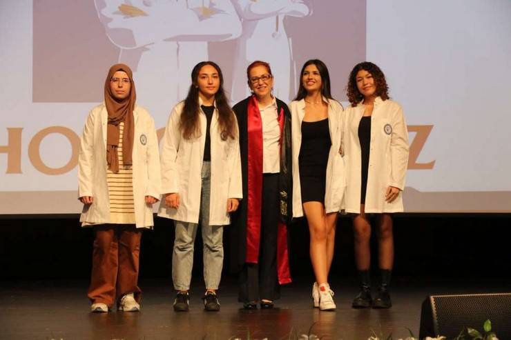 RTEÜ Tıp Fakültesi Öğrencileri Önlüklerini Giydi 32