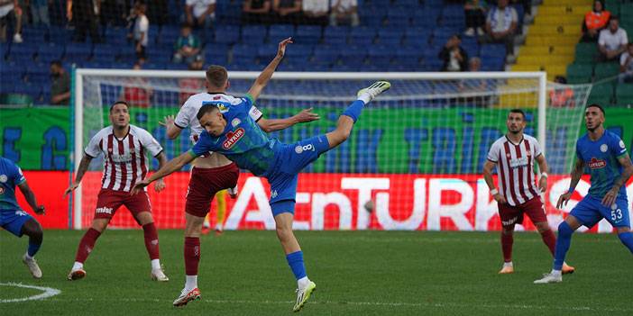 Çaykur Rizespor - EMS Yapı Sivasspor maçından kareler