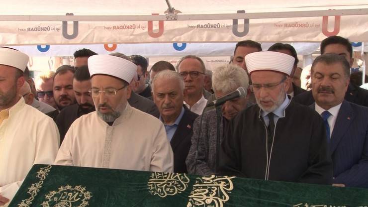 Cumhurbaşkanı Erdoğan’ın kuzeni Mehmet Mutlu son yolculuğuna uğurlandı 6