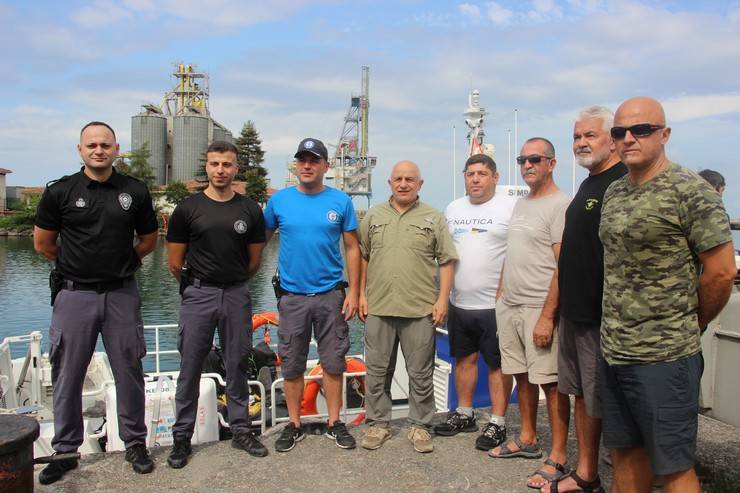 Karadeniz'de sürdürülebilir kıyı ve olta balıkçılığı için keşif dalışı yaptılar 15