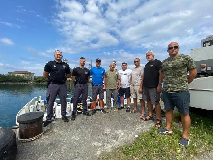 Karadeniz'de sürdürülebilir kıyı ve olta balıkçılığı için keşif dalışı yaptılar 16