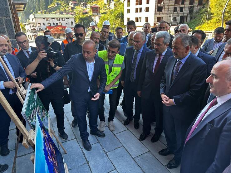 Bakanlar Bak ve Özhaseki'nin Rize'de 6