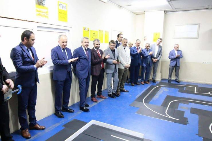 15. MEB Robot Yarışması Rize Şampiyonlarına Ödülleri Takdim Edildi 12