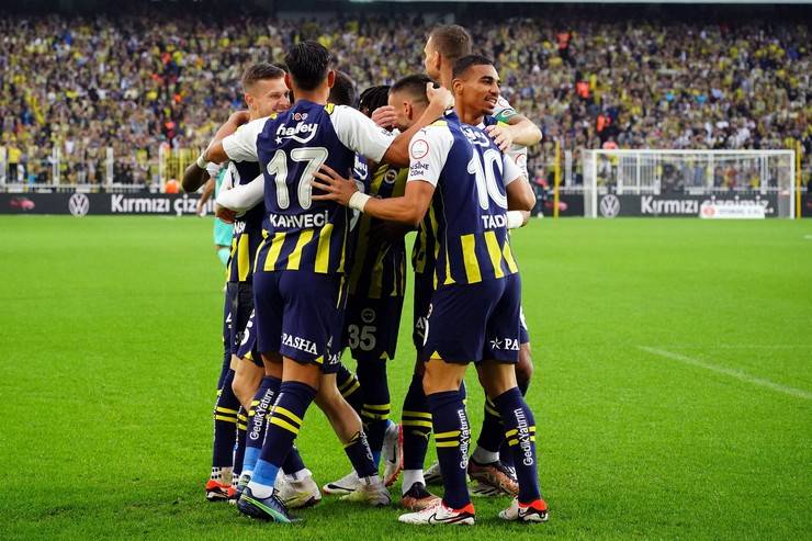 Fenerbahçe - Çaykur Rizespor maçından kareler 20