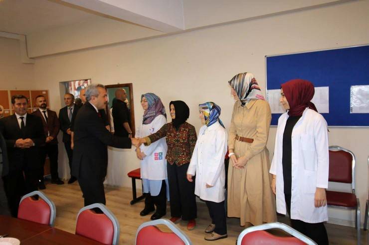 Rize Valisi Baydaş, Öğretmenler Odası Buluşması'nda 19