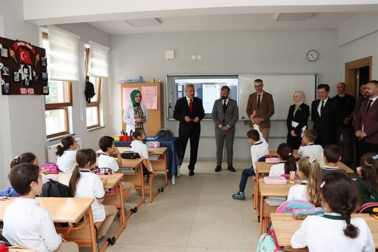 Rize Valisi Baydaş, Öğretmenler Odası Buluşması'nda 26