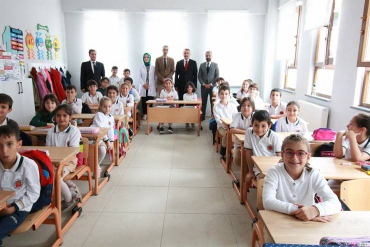 Rize Valisi Baydaş, Öğretmenler Odası Buluşması'nda 27