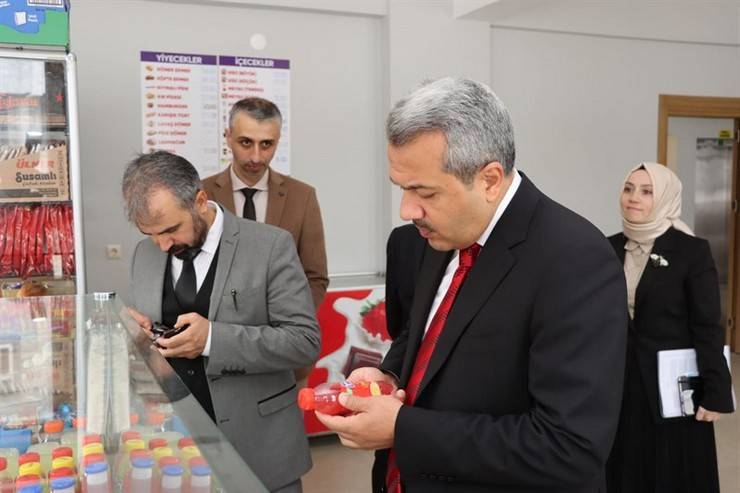 Rize Valisi Baydaş, Öğretmenler Odası Buluşması'nda 37