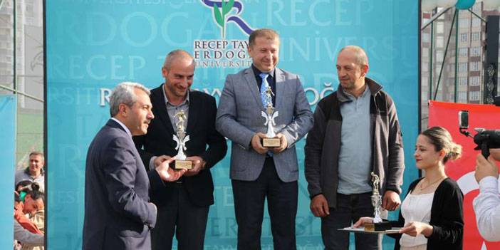 RTEÜ'de Spor Turnuvaları Kupa Töreni Gerçekleştirildi