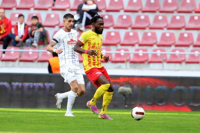 Mondihome Kayserispor-Çaykur Rizespor maçından kareler 14