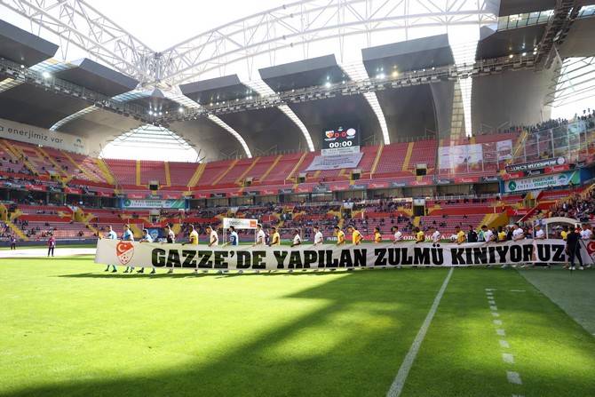 Mondihome Kayserispor-Çaykur Rizespor maçından kareler 25