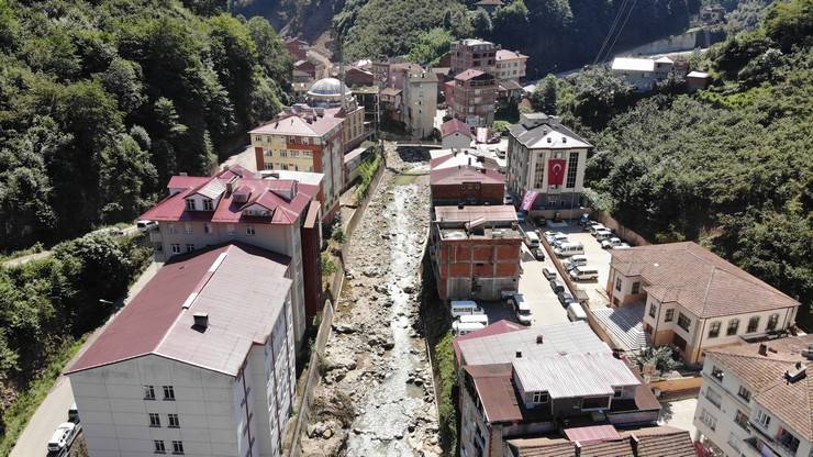 Doğu Karadeniz'de en fazla riskli yapının bulunduğu il Rize 3