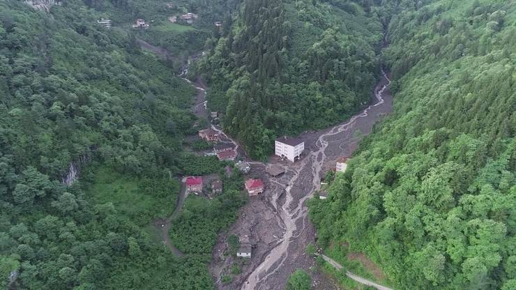Doğu Karadeniz'de en fazla riskli yapının bulunduğu il Rize 5