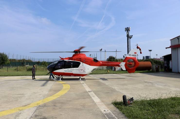 Karadeniz'de ambulans helikopterle 9 ayda 198 hasta taşındı 8