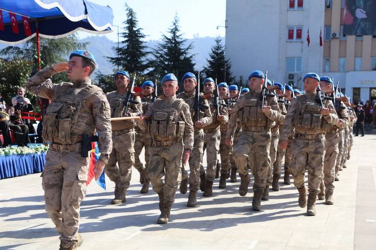 Rize'de Cumhuriyet'in 100. yıl dönümü coşku ile kutlandı 106