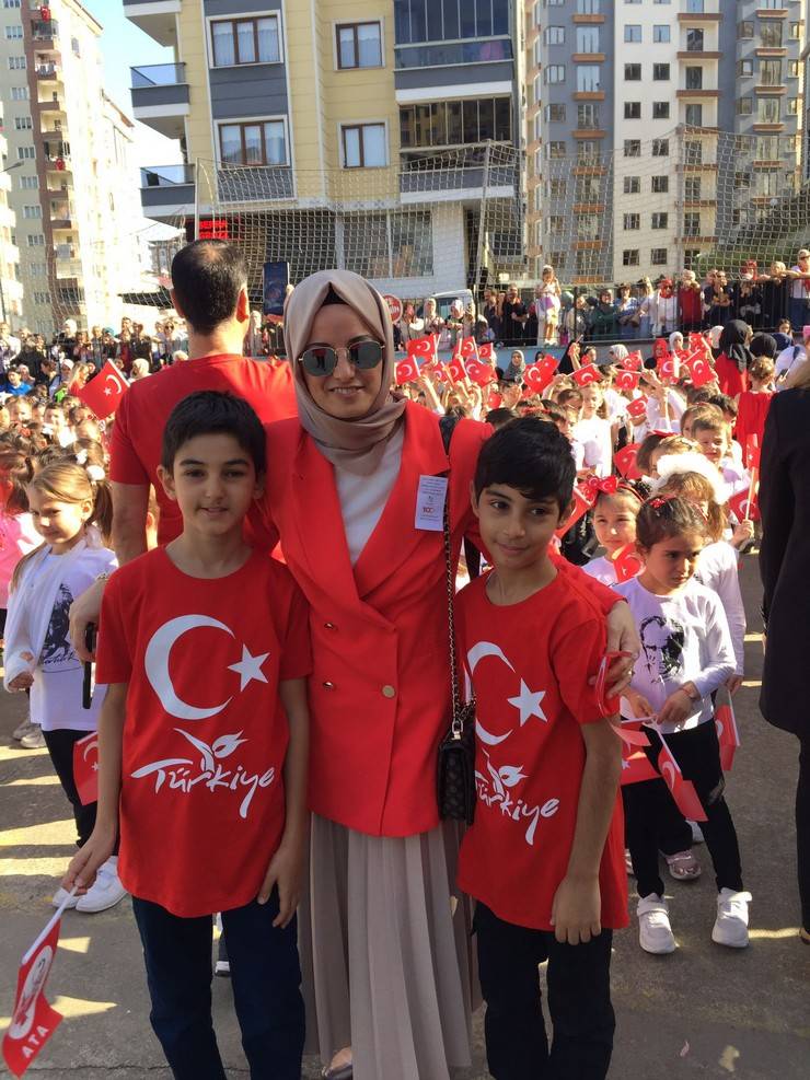 Rize'de Cumhuriyet'in 100. yıl dönümü coşku ile kutlandı 13