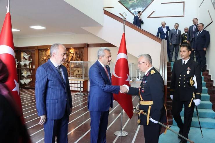 Rize'de Cumhuriyet'in 100. yıl dönümü coşku ile kutlandı 3