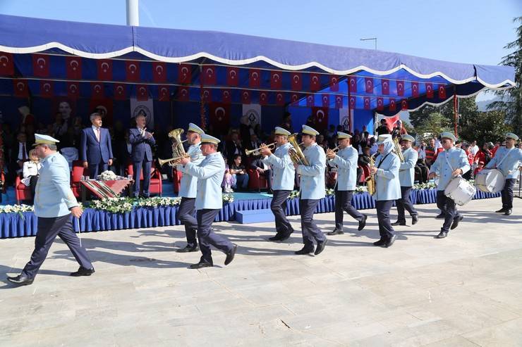 Rize'de Cumhuriyet'in 100. yıl dönümü coşku ile kutlandı 33