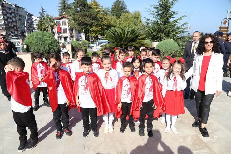Rize'de Cumhuriyet'in 100. yıl dönümü coşku ile kutlandı 34