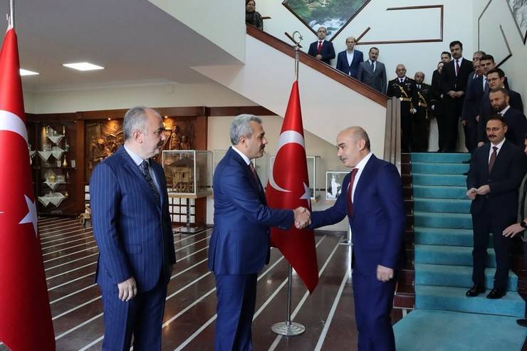 Rize'de Cumhuriyet'in 100. yıl dönümü coşku ile kutlandı 5