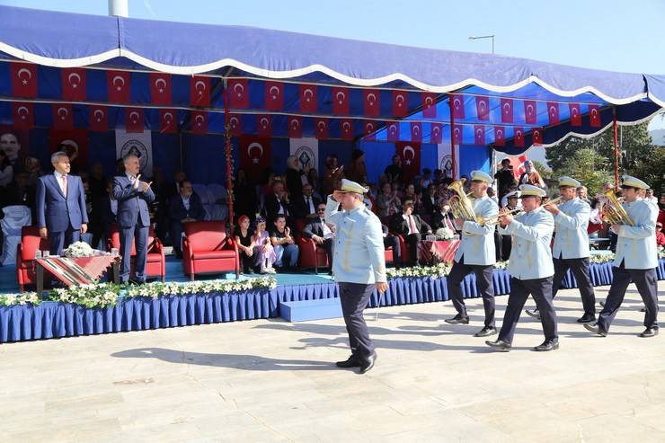 Rize'de Cumhuriyet'in 100. yıl dönümü coşku ile kutlandı 53