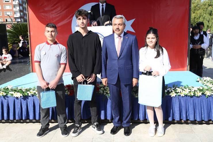 Rize'de Cumhuriyet'in 100. yıl dönümü coşku ile kutlandı 65