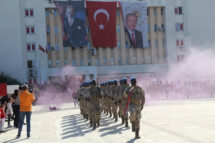 Rize'de Cumhuriyet'in 100. yıl dönümü coşku ile kutlandı 70