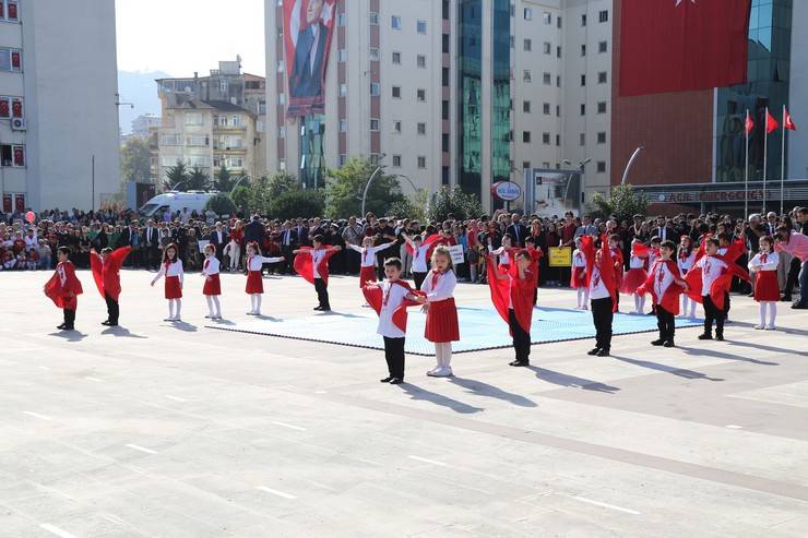 Rize'de Cumhuriyet'in 100. yıl dönümü coşku ile kutlandı 79