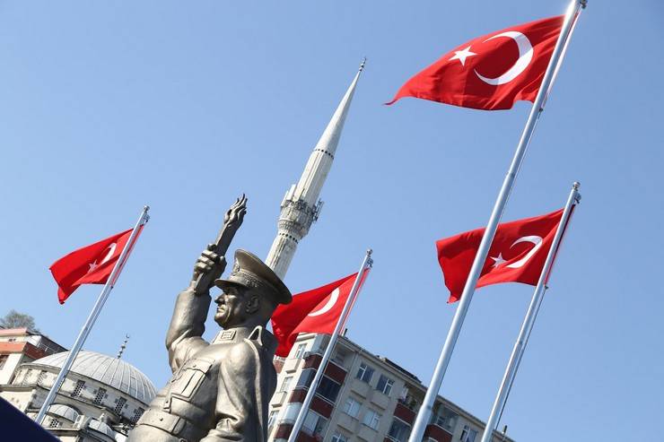 Rize'de Cumhuriyet'in 100. yıl dönümü coşku ile kutlandı 88